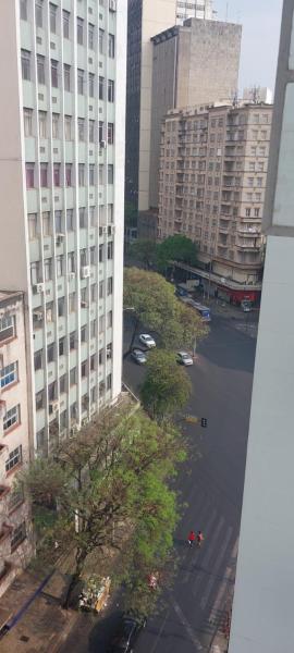 Centro, apto inteiro, rua São Paulo com Afonso Pena